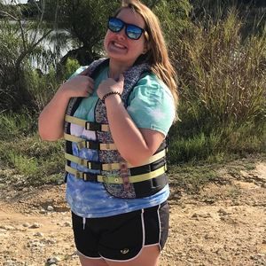 Meet your Posher, Ashley